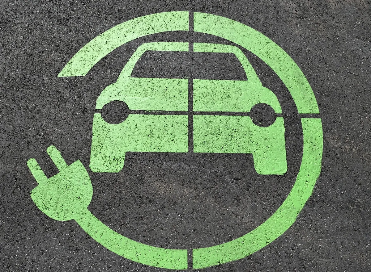 electric charge, road sign, sign, hybrid, automobile, electric, car, energy, station, battery, eco, charge, vehicle, power, transportation, technology, ecologic